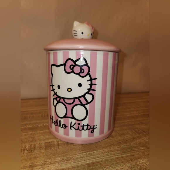 Sanrio Hello Kitty Pink Ceramic Cookie Snack Jar - Picture 1 of 5